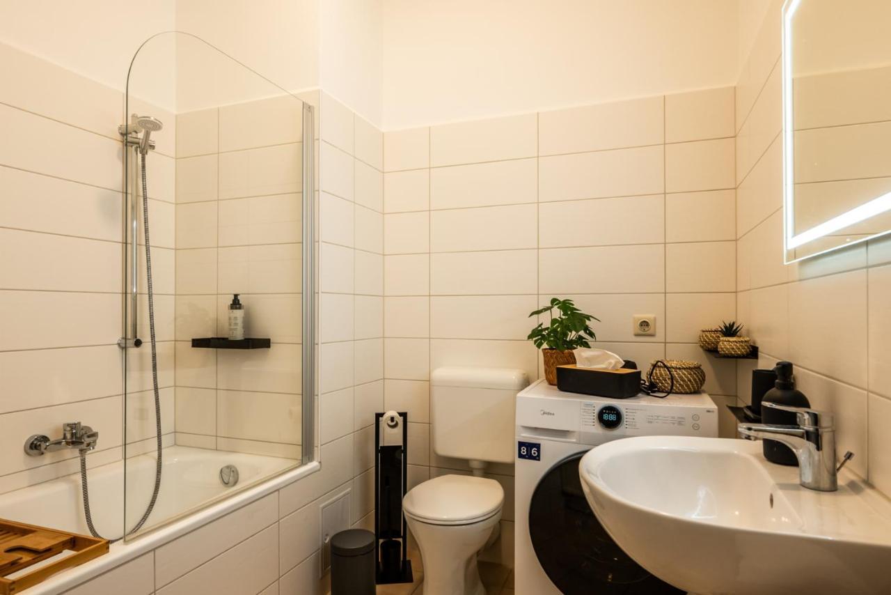 Maremar - Ideal Fuer Familien - Boxspringbett - Zentral - Vollausgestattete Kueche - Waschtrockner - Spielecke Gera Bagian luar foto